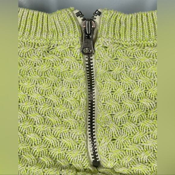 American Eagle Back Zip Crew Neck Neon Yellow Green Marble Sweater Size Small - Picture 10 of 14